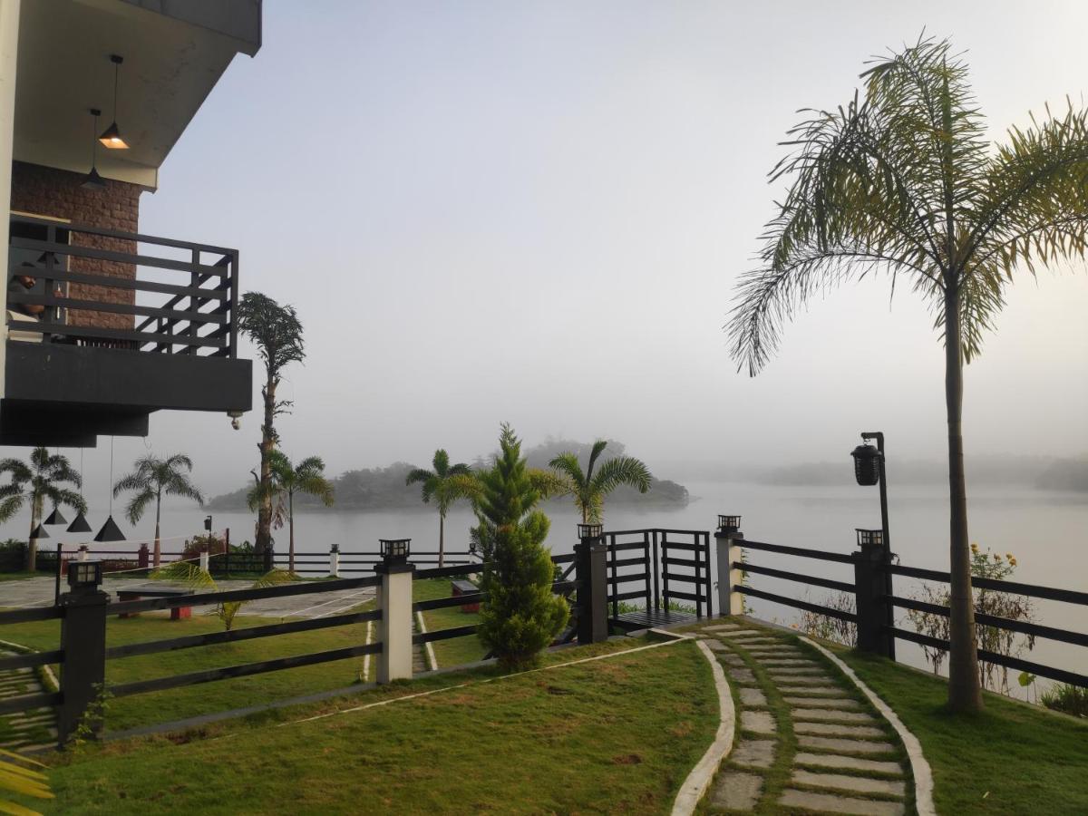 Casa Lake View Resort Wayanad Meppādi エクステリア 写真